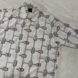 Southpole Shirt Men's XL Short Sleeve Button Up All Over Print Dog Tags Y2K